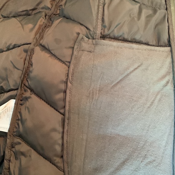 Dark green Abercrombie & Fitch lightweight puffer jacket - Picture 6 of 7